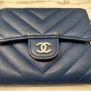 Authentic CC Compact Classic Flap Wallet